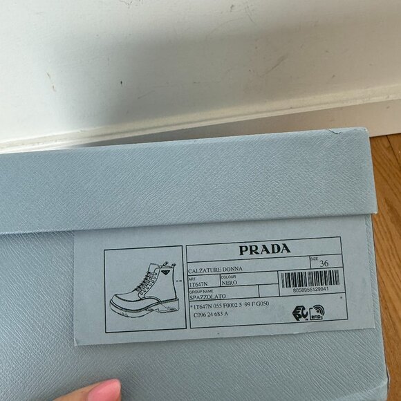 NWT Prada Ankle Boots Spazzolato Black Brushed Leather Lace-up Triangle Logo - Picture 3 of 11